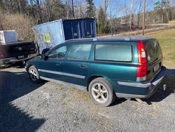 Grön Begagnad 2001 Volvo V70 Business Edition Kombi | 21 000 kr (Bra pris)