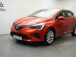 Röd Begagnad 2023 Renault Clio V Halvkombi | 179 900 kr (Marknadspris)