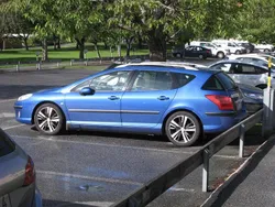Blå Begagnad 2005 Peugeot 407 Kombi | 26 000 kr