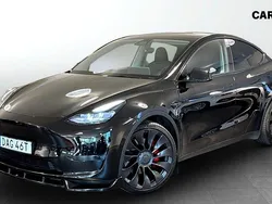 Svart Begagnad 2022 Tesla Model Y Performance SUV | 419 900 kr