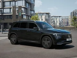 Svart Ny 2024 Mercedes EQB250+ Advanced SUV | 595 800 kr
