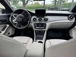 Grå metallic Begagnad 2018 Mercedes CLA200 Shooting Brake Kombi | 184 600 kr (Bra pris)