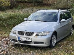 Grå Begagnad 2006 BMW 325 Advantage Kombi | 47 000 kr (Bra pris)