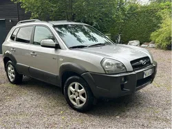 Silver Begagnad 2005 Hyundai Tucson SUV | 36 000 kr (Marknadspris)