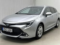 Silver Begagnad 2024 Toyota Corolla Style Kombi | 290 000 kr (Marknadspris)