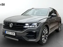 Grå Begagnad 2022 VW Touareg R-line SUV | 649 900 kr (Lite dyr)