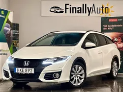 Vit Begagnad 2015 Honda Civic Elegance Kombi | 118 900 kr (Marknadspris)