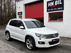 Vit Begagnad 2012 VW Tiguan Sportline SUV | 74 900 kr (Marknadspris)