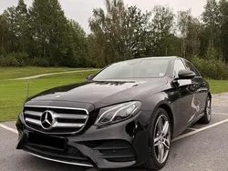Svart Begagnad 2017 Mercedes E220 AMG line Sedan | 299 999 kr (Marknadspris)