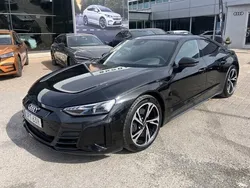 Svart (mytsvart metallic) Begagnad 2022 Audi e-tron GT quattro Design Sedan | 579 000 kr (Marknadspris)