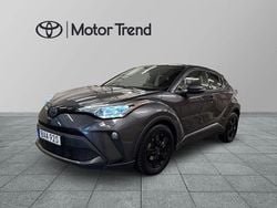 Grå Begagnad 2023 Toyota C-HR Edition SUV | 279 900 kr (Marknadspris)