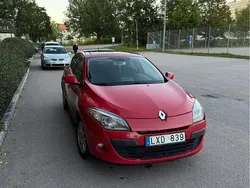Röd Begagnad 2012 Renault Mégane III Halvkombi | 41 000 kr (Bra pris)