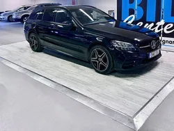 Svart Begagnad 2021 Mercedes C300e AMG line Kombi | 257 000 kr