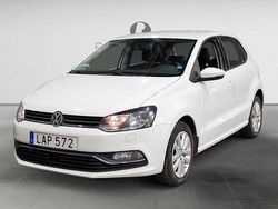 Vit Begagnad 2015 VW Polo Halvkombi | 79 900 kr (Marknadspris)