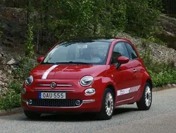 Röd Begagnad 2016 Fiat 500 Halvkombi | 78 000 kr (Bra pris)