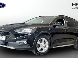 Svart (black) Begagnad 2022 Ford Focus Active Kombi | 189 900 kr (Marknadspris)