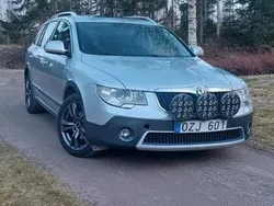 Silver Begagnad 2013 Skoda Superb Elegance Kombi | 70 000 kr (Marknadspris)