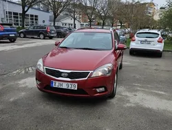 Röd Begagnad 2010 Kia Ceed Sportswagon 4 Kombi | 37 000 kr (Superpris)