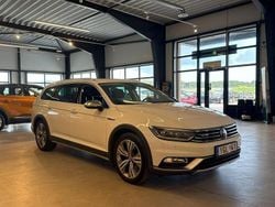 Vit Begagnad 2017 VW Passat Alltrack Kombi | 139 900 kr (Bra pris)
