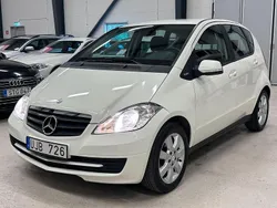 Vit Begagnad 2011 Mercedes A160 Classic Halvkombi | 69 700 kr (Marknadspris)