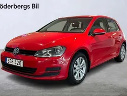 Röd Begagnad 2016 VW Golf VII Halvkombi | 79 900 kr (Bra pris)