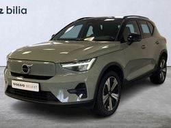 Grön Begagnad 2022 Volvo XC40 Core SUV | 339 900 kr