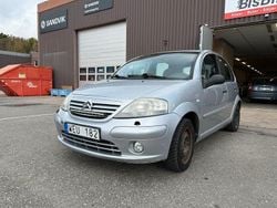 Silver Begagnad 2005 Citroën C3 Halvkombi | 13 900 kr (Marknadspris)