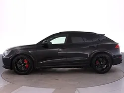 Svart Ny 2024 Audi RS Q8 Performance SUV | 1 750 000 kr (Superpris)