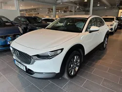 Vit Begagnad 2022 Mazda CX-30 SUV | 259 900 kr (Bra pris)