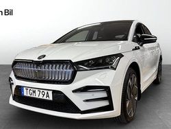 Vit (moon white metallic) Begagnad 2023 Skoda Enyaq iV RS SUV | 549 900 kr (Dyr)