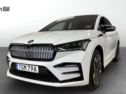 Vit (moon white metallic) Begagnad 2023 Skoda Enyaq iV RS SUV | 569 900 kr