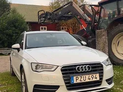 Vit Begagnad 2016 Audi A3 Sportback Attraction Halvkombi | 85 000 kr (Bra pris)
