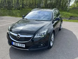 Svart Begagnad 2014 Opel Insignia Country Tourer Kombi | 115 000 kr (Superpris)