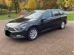 Svart Begagnad 2017 VW Passat Kombi | 125 000 kr (Marknadspris)
