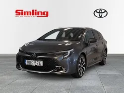 Mörkgrå Begagnad 2023 Toyota Corolla Style Kombi | 329 900 kr (Lite dyr)