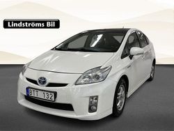 Vit Begagnad 2010 Toyota Prius Halvkombi | 89 000 kr (Marknadspris)