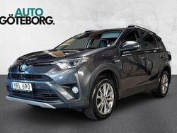 Mörkgrå Begagnad 2017 Toyota RAV4 Hybrid Executive SUV | 189 900 kr (Marknadspris)