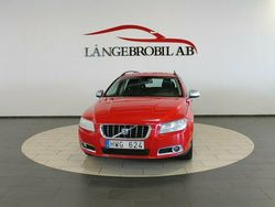 Röd Begagnad 2009 Volvo V70 Kinetic Kombi | 47 900 kr