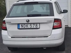 Vit Begagnad 2016 Skoda Fabia Style Kombi | 85 000 kr (Marknadspris)