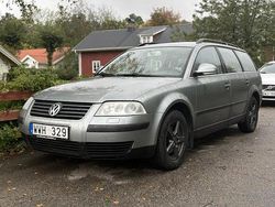 Grå Begagnad 2005 VW Passat Trendline Kombi | 22 000 kr (Marknadspris)