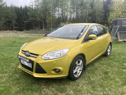 Gul Begagnad 2011 Ford Focus Trend Halvkombi | 57 000 kr (Marknadspris)