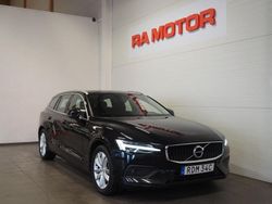 Svart Begagnad 2020 Volvo V60 Momentum Kombi | 239 900 kr (Marknadspris)
