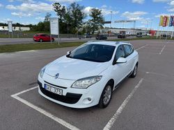 Vit Begagnad 2011 Renault Mégane GrandTour Kombi | 44 900 kr (Marknadspris)