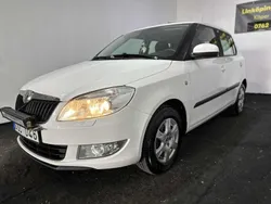 Vit Begagnad 2011 Skoda Fabia Ambiente Halvkombi | 39 900 kr (Marknadspris)