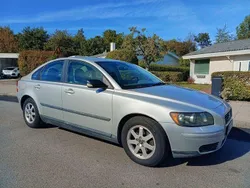 Silver Begagnad 2005 Volvo S40 Sedan | 22 000 kr (Marknadspris)