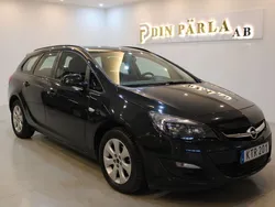 Svart Begagnad 2015 Opel Astra Kombi | 69 900 kr (Marknadspris)