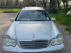 Silver Begagnad 2005 Mercedes C230 Kombi | 30 000 kr (Marknadspris)