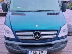 Blå Begagnad 2012 Mercedes Sprinter Van | 120 000 kr (Marknadspris)