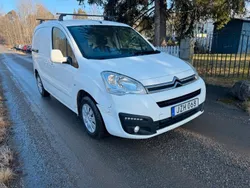 Vit Begagnad 2015 Citroën Berlingo Minibuss | 34 900 kr (Bra pris)