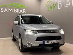 Silver Begagnad 2014 Mitsubishi Outlander SUV | 89 900 kr (Marknadspris)